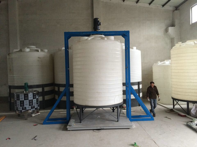 8噸塑料水箱外加劑儲罐 諾順減水劑塑料桶 外加劑塑料桶 攪拌桶